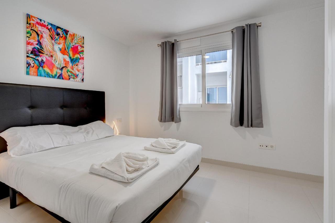 Coastal Escape Apartment Playa de San Juan  Luaran gambar