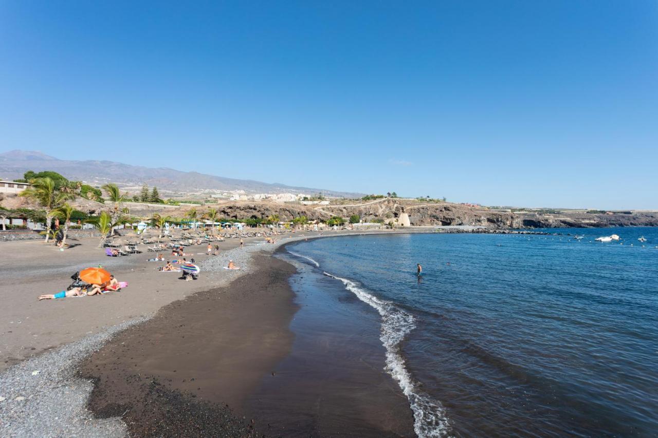 Coastal Escape Apartment Playa de San Juan  Luaran gambar