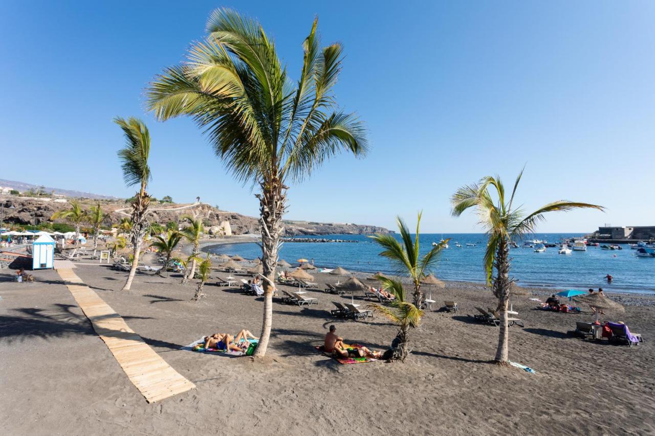 Coastal Escape Apartment Playa de San Juan  Luaran gambar